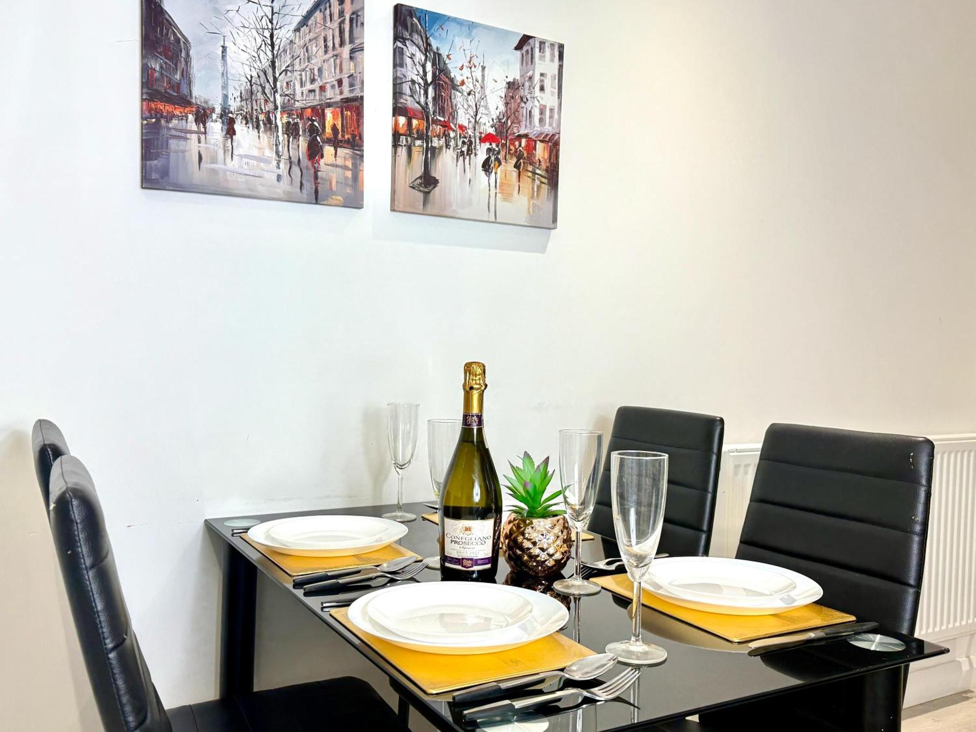 קידלינגטון Hazel 1-Bedroom Cousy Flat, Parking, Wifi, Prime Location, Close To Blenheim Palace & Oxford מראה חיצוני תמונה