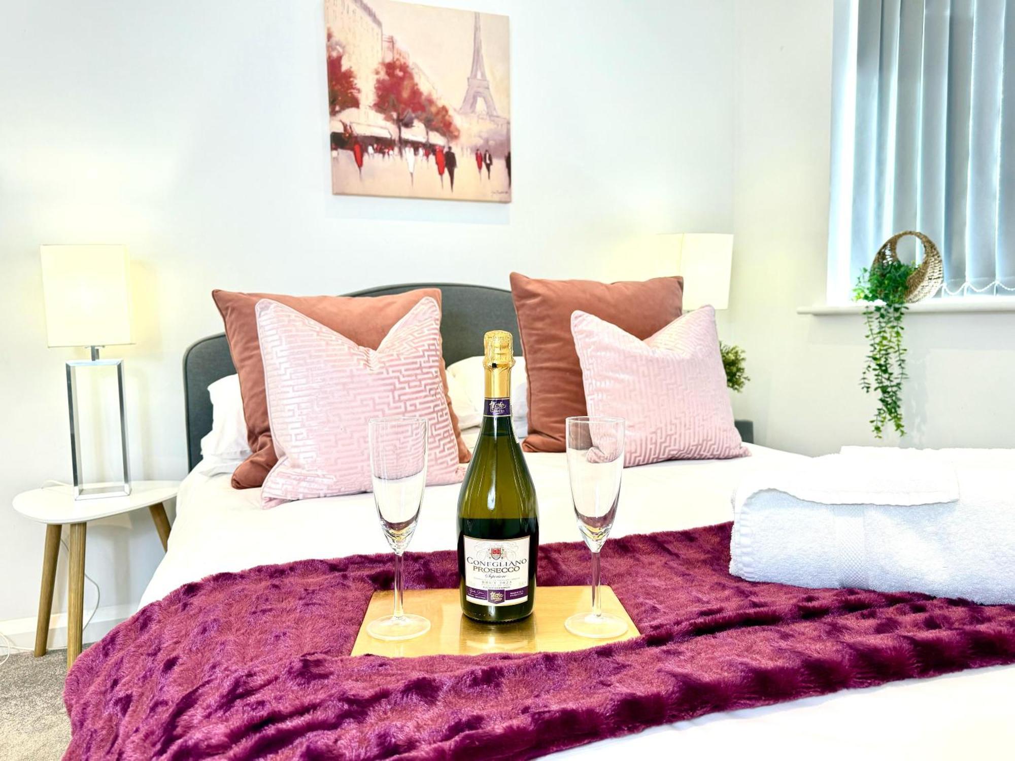 קידלינגטון Hazel 1-Bedroom Cousy Flat, Parking, Wifi, Prime Location, Close To Blenheim Palace & Oxford מראה חיצוני תמונה