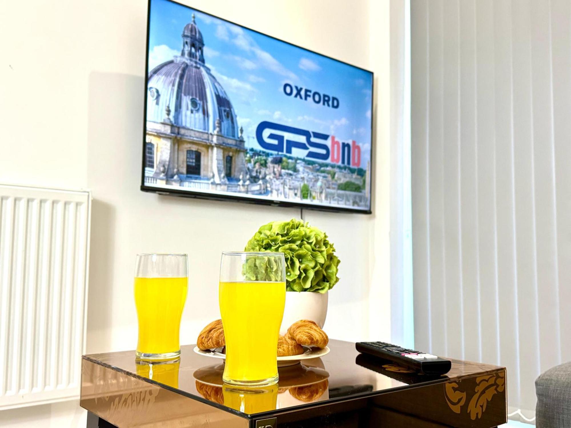 קידלינגטון Hazel 1-Bedroom Cousy Flat, Parking, Wifi, Prime Location, Close To Blenheim Palace & Oxford מראה חיצוני תמונה