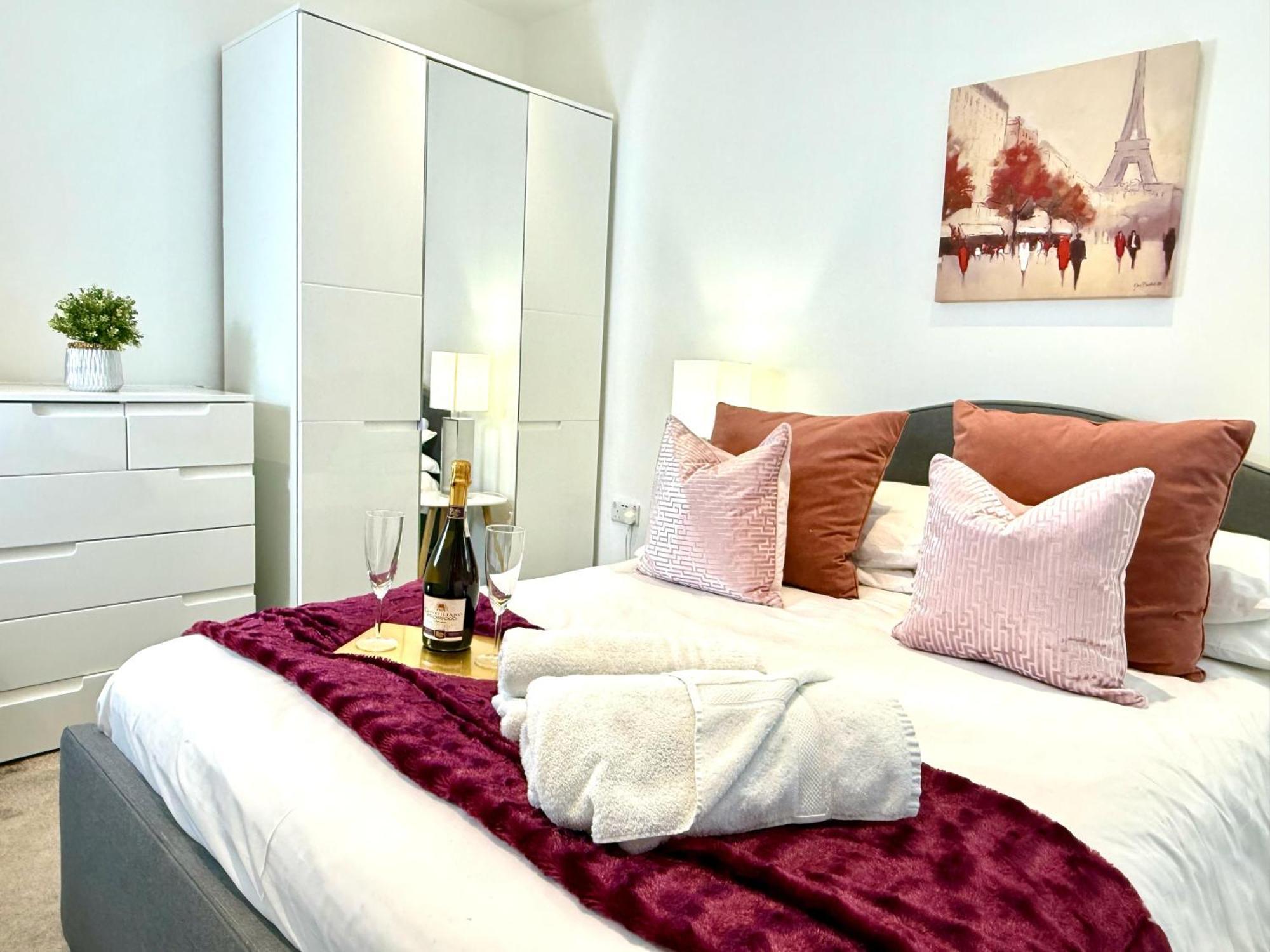 קידלינגטון Hazel 1-Bedroom Cousy Flat, Parking, Wifi, Prime Location, Close To Blenheim Palace & Oxford מראה חיצוני תמונה